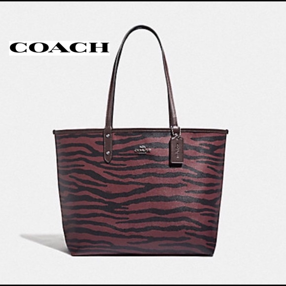 Coach Handbags - 🎁 Coach Tiger Reversible City Tote NWT